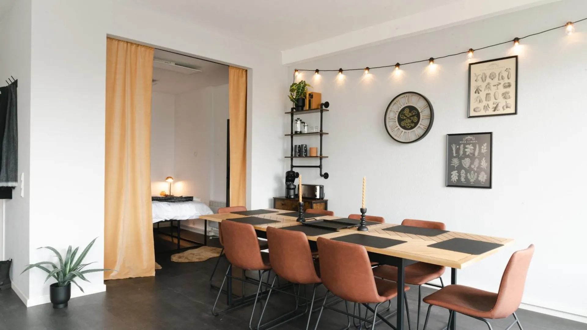 Industrial Apartment Fuer 8 - Gemeinsam Auf Reisen Schwetzingen