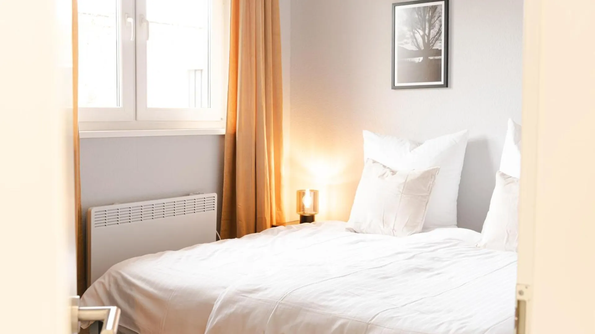 Industrial Apartment Fuer 8 - Gemeinsam Auf Reisen Schwetzingen